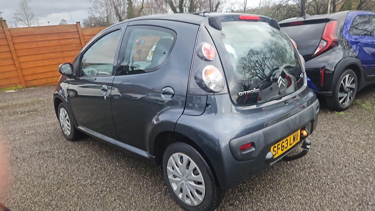 Citroen C1 1.0i VTR Hatchback 5dr Petrol Manual Euro 5 (68 ps)