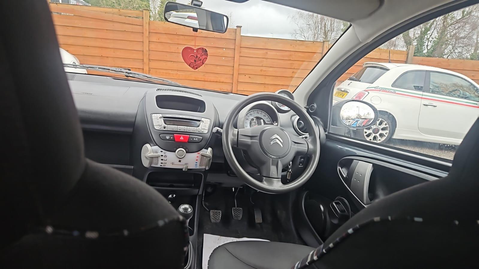 Citroen C1 1.0i VTR Hatchback 5dr Petrol Manual Euro 5 (68 ps)