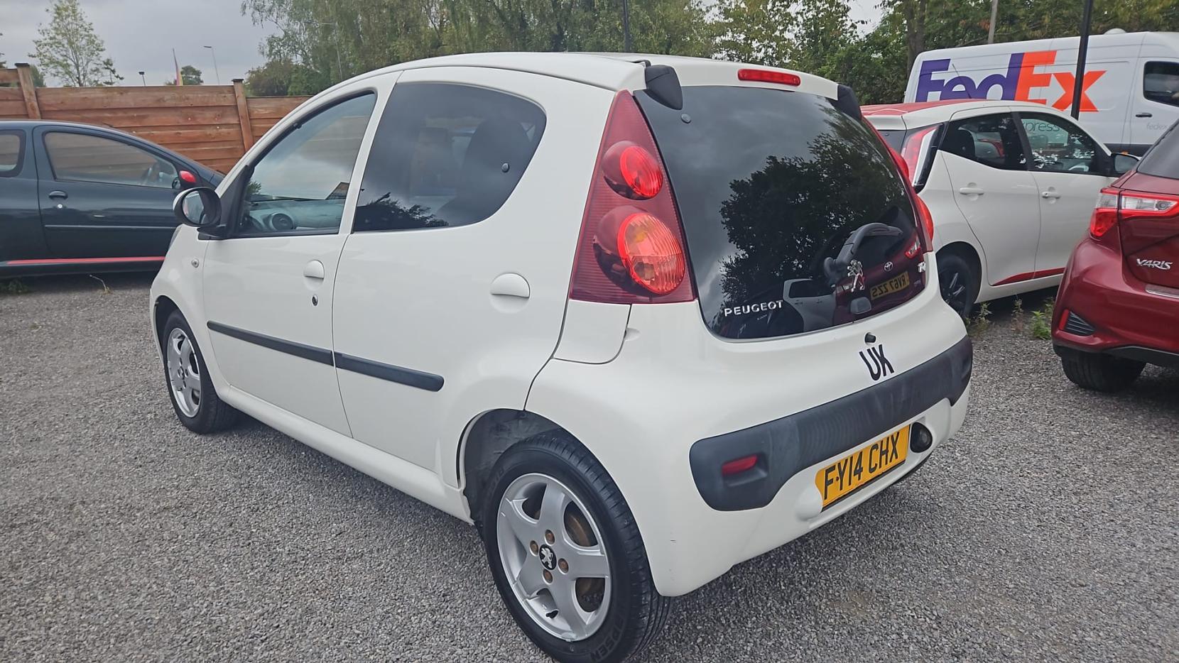Peugeot 107 1.0 12V Allure Hatchback 5dr Petrol Manual Euro 5 (68 ps)