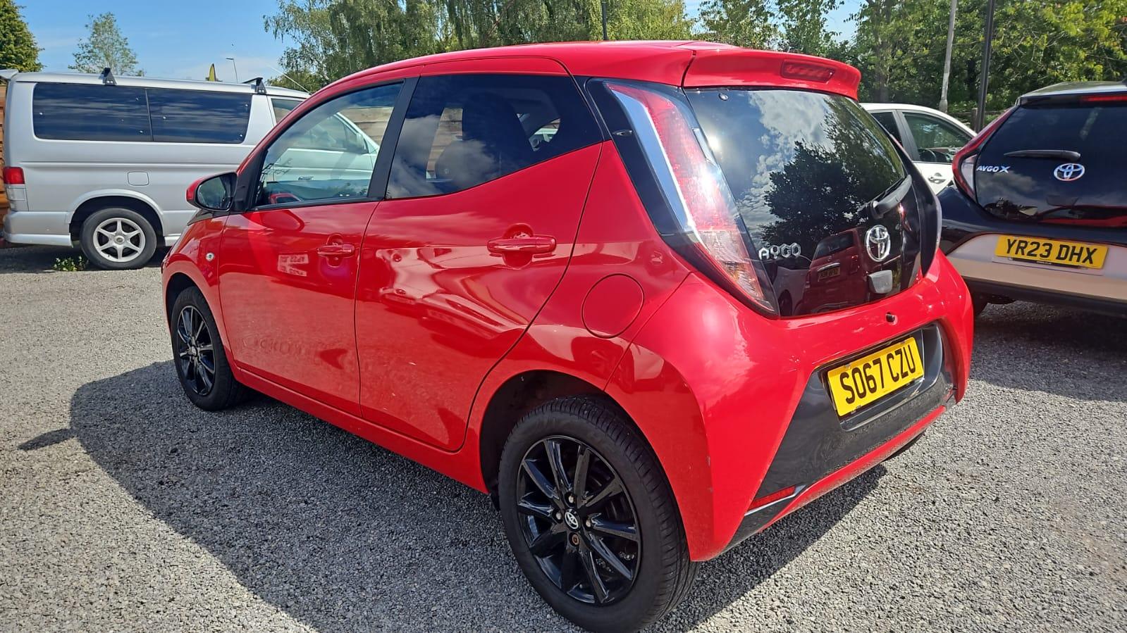 Toyota AYGO 1.0 VVT-i x-style Hatchback 5dr Petrol x-shift Euro 6 (68 ps)