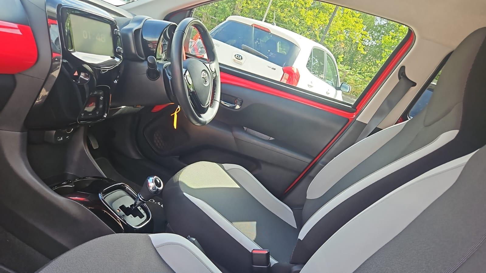 Toyota AYGO 1.0 VVT-i x-style Hatchback 5dr Petrol x-shift Euro 6 (68 ps)