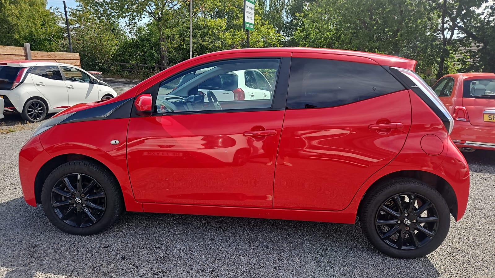 Toyota AYGO 1.0 VVT-i x-style Hatchback 5dr Petrol x-shift Euro 6 (68 ps)