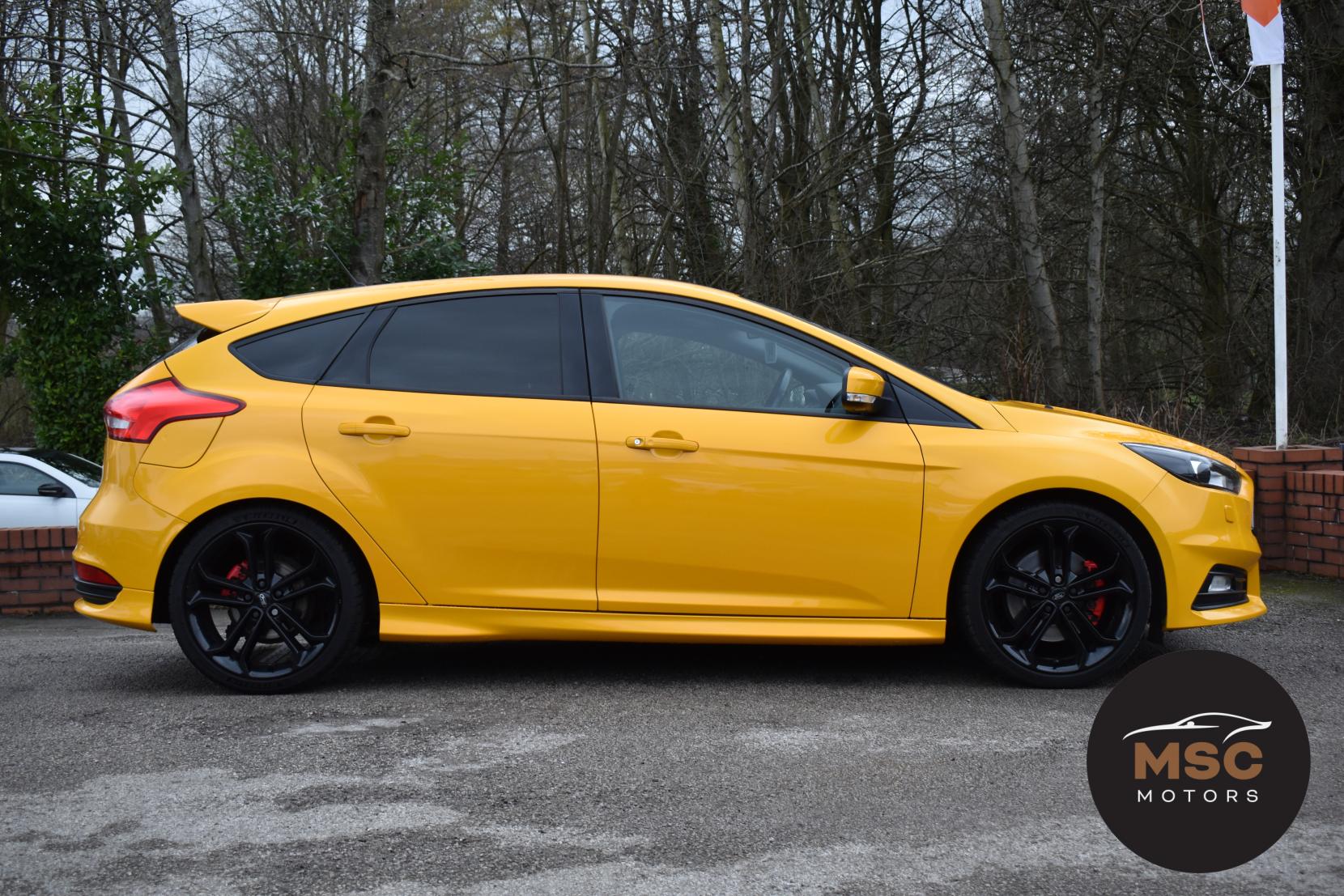 Ford Focus 2.0T EcoBoost ST-3 Hatchback 5dr Petrol Manual Euro 6 (s/s) (250 ps)