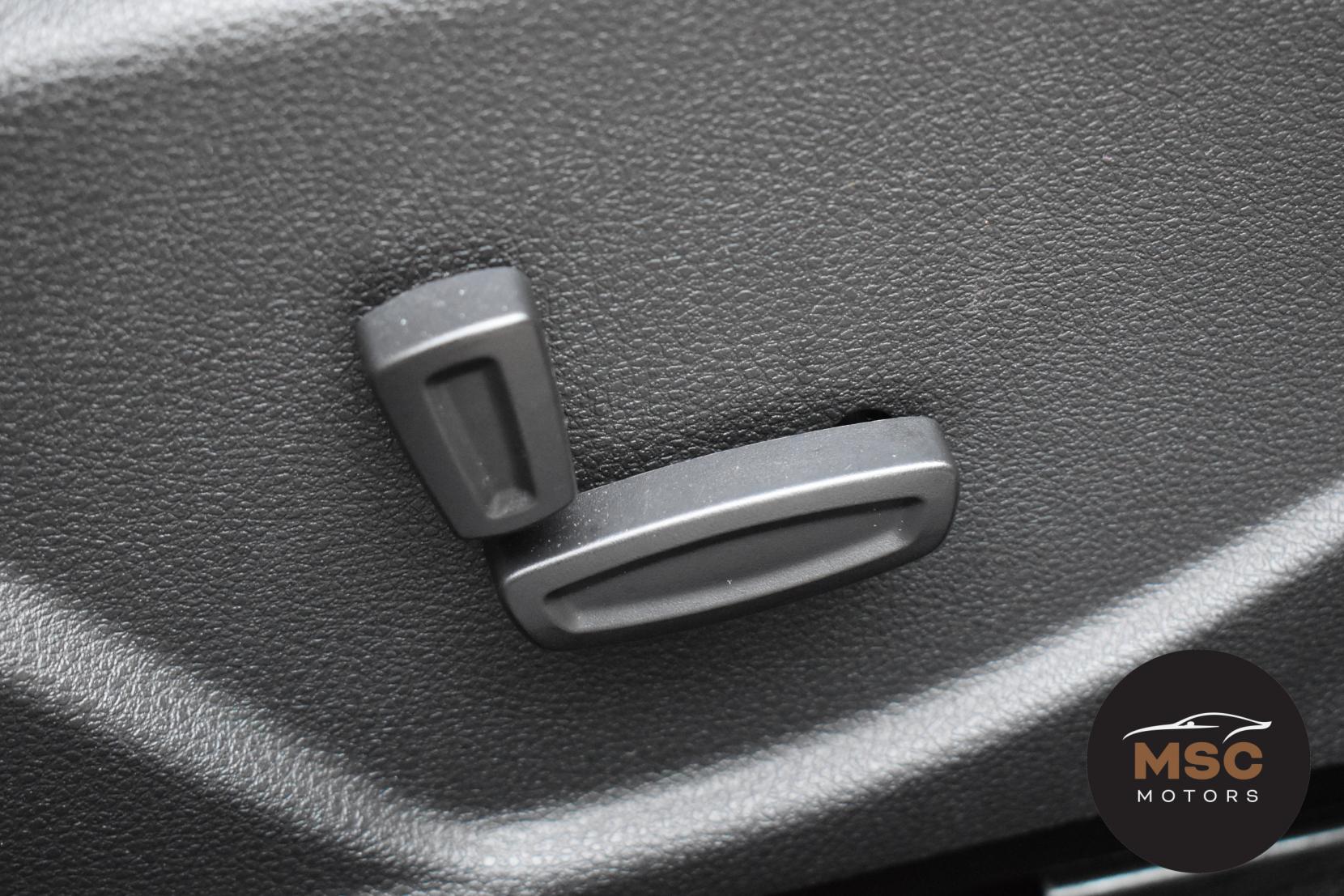 Ford Focus 2.0T EcoBoost ST-3 Hatchback 5dr Petrol Manual Euro 6 (s/s) (250 ps)