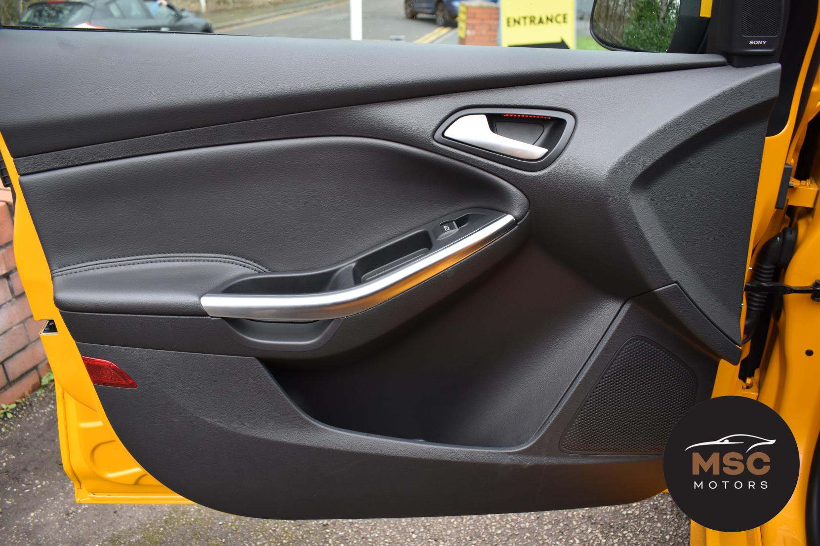 Ford Focus 2.0T EcoBoost ST-3 Hatchback 5dr Petrol Manual Euro 6 (s/s) (250 ps)