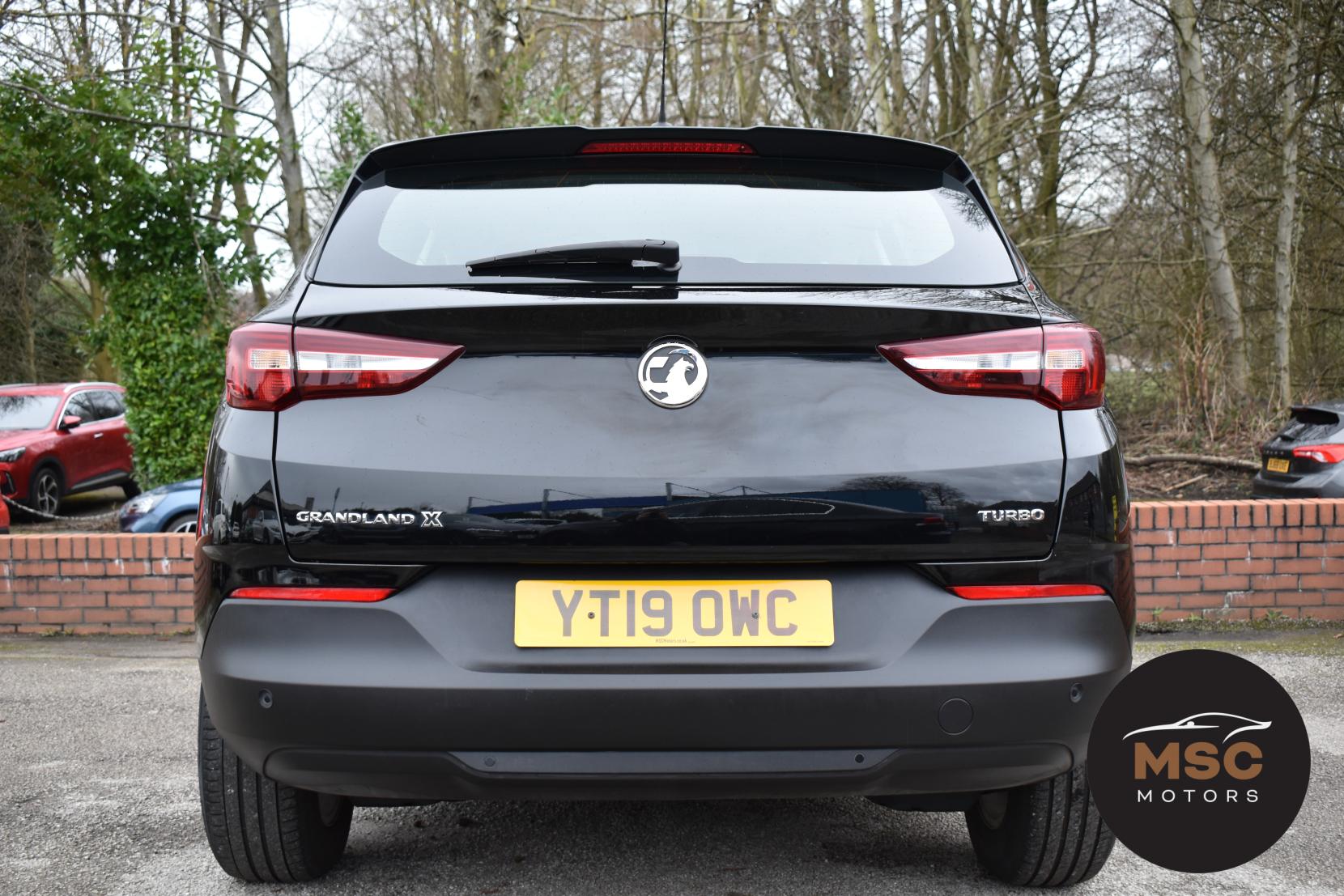 Vauxhall Grandland X 1.2 Turbo GPF SE SUV 5dr Petrol Manual Euro 6 (s/s) (130 ps)