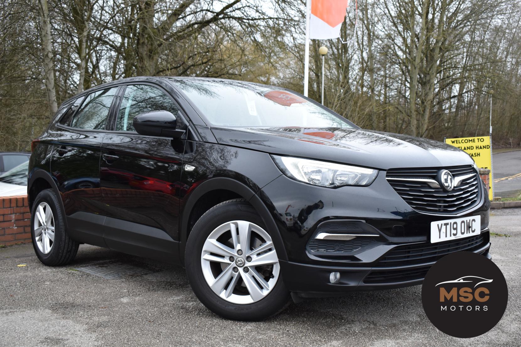 Vauxhall Grandland X 1.2 Turbo GPF SE SUV 5dr Petrol Manual Euro 6 (s/s) (130 ps)
