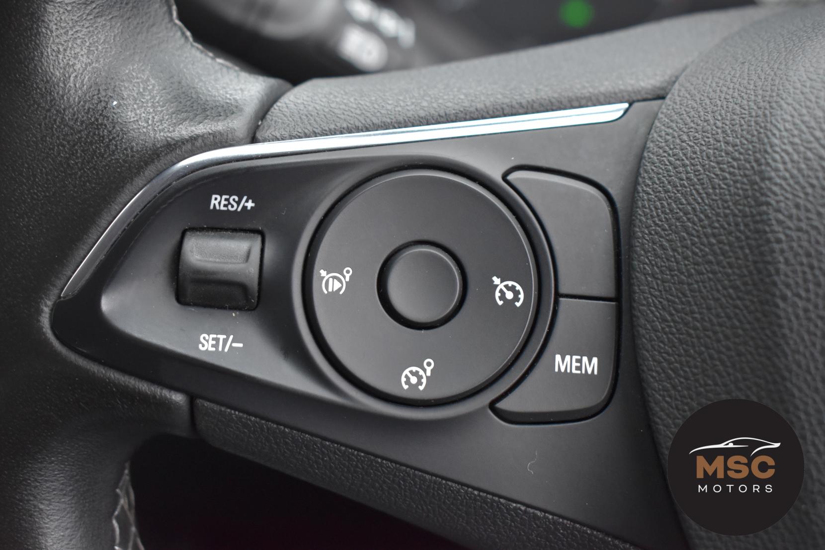 Vauxhall Grandland X 1.2 Turbo GPF SE SUV 5dr Petrol Manual Euro 6 (s/s) (130 ps)