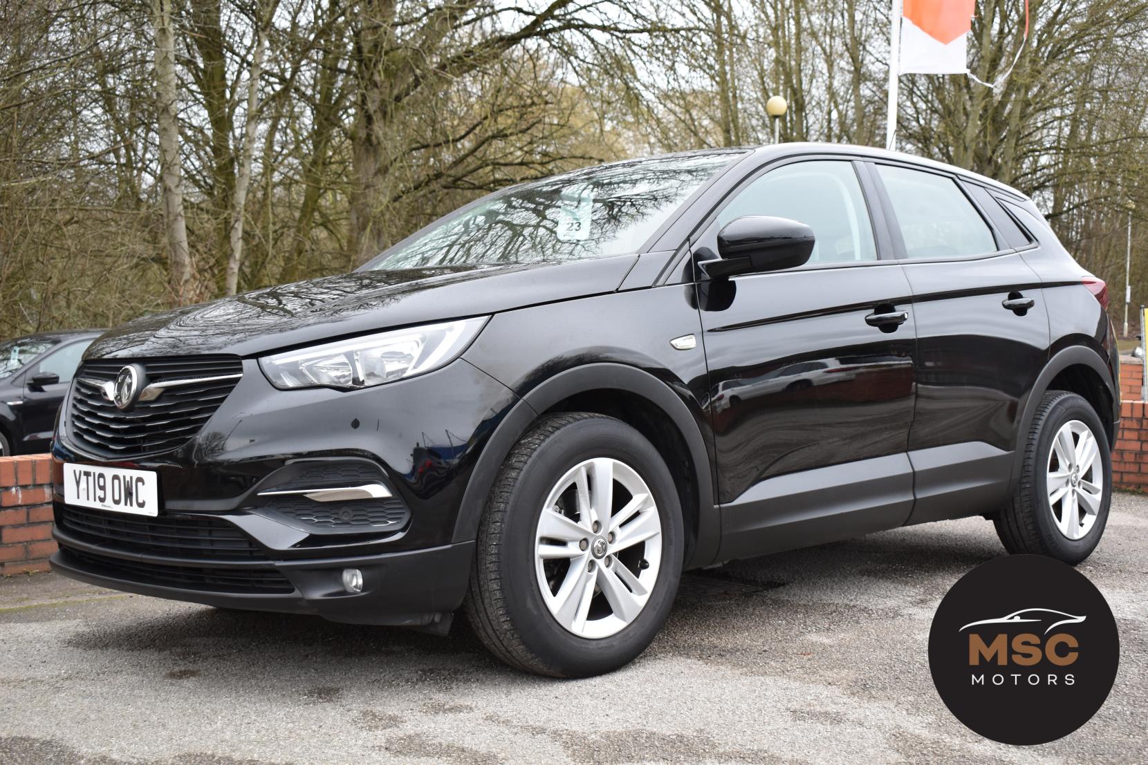 Vauxhall Grandland X 1.2 Turbo GPF SE SUV 5dr Petrol Manual Euro 6 (s/s) (130 ps)