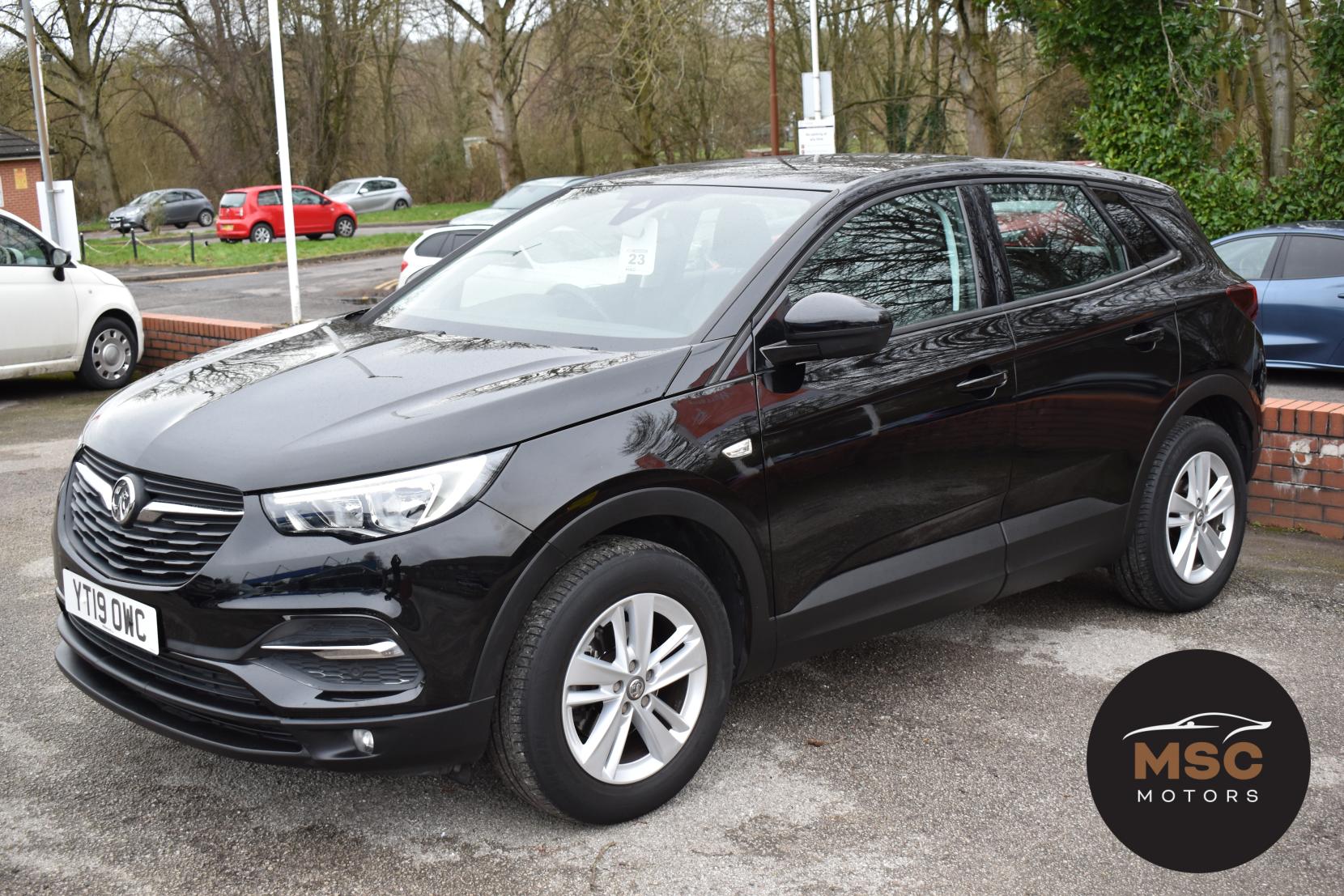 Vauxhall Grandland X 1.2 Turbo GPF SE SUV 5dr Petrol Manual Euro 6 (s/s) (130 ps)