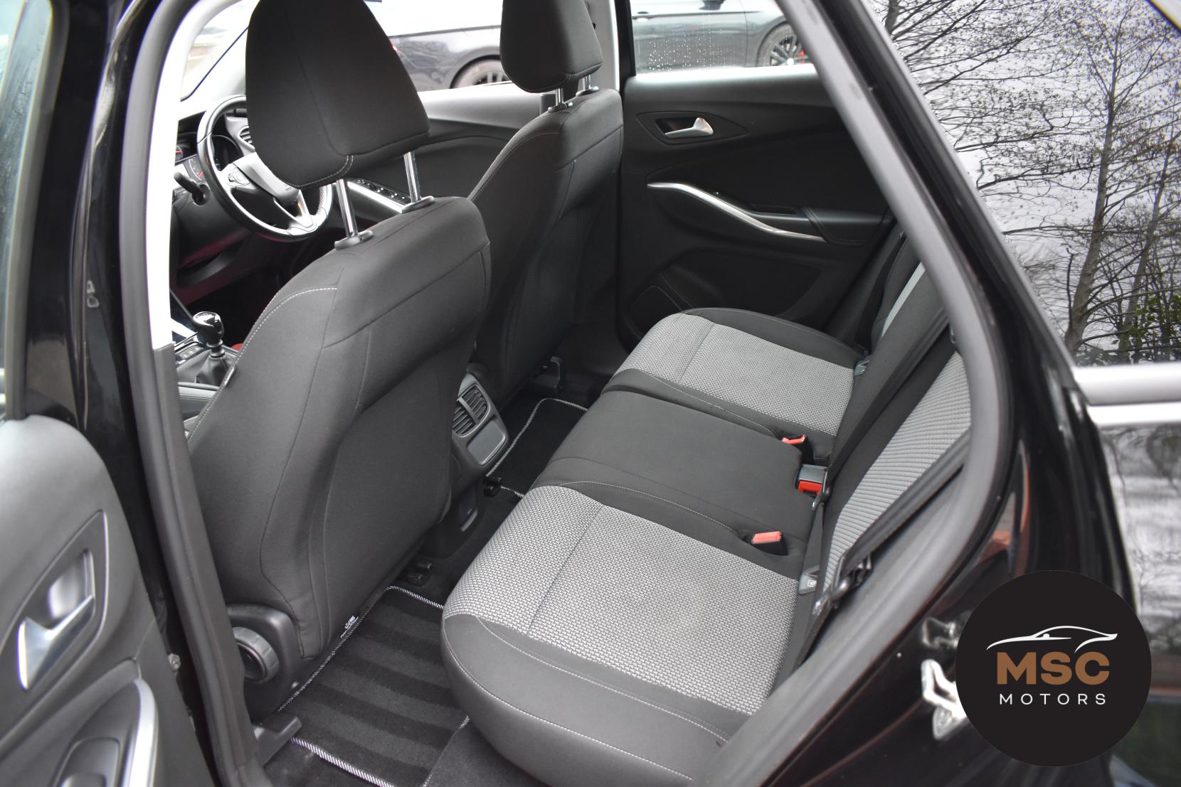 Vauxhall Grandland X 1.2 Turbo GPF SE SUV 5dr Petrol Manual Euro 6 (s/s) (130 ps)