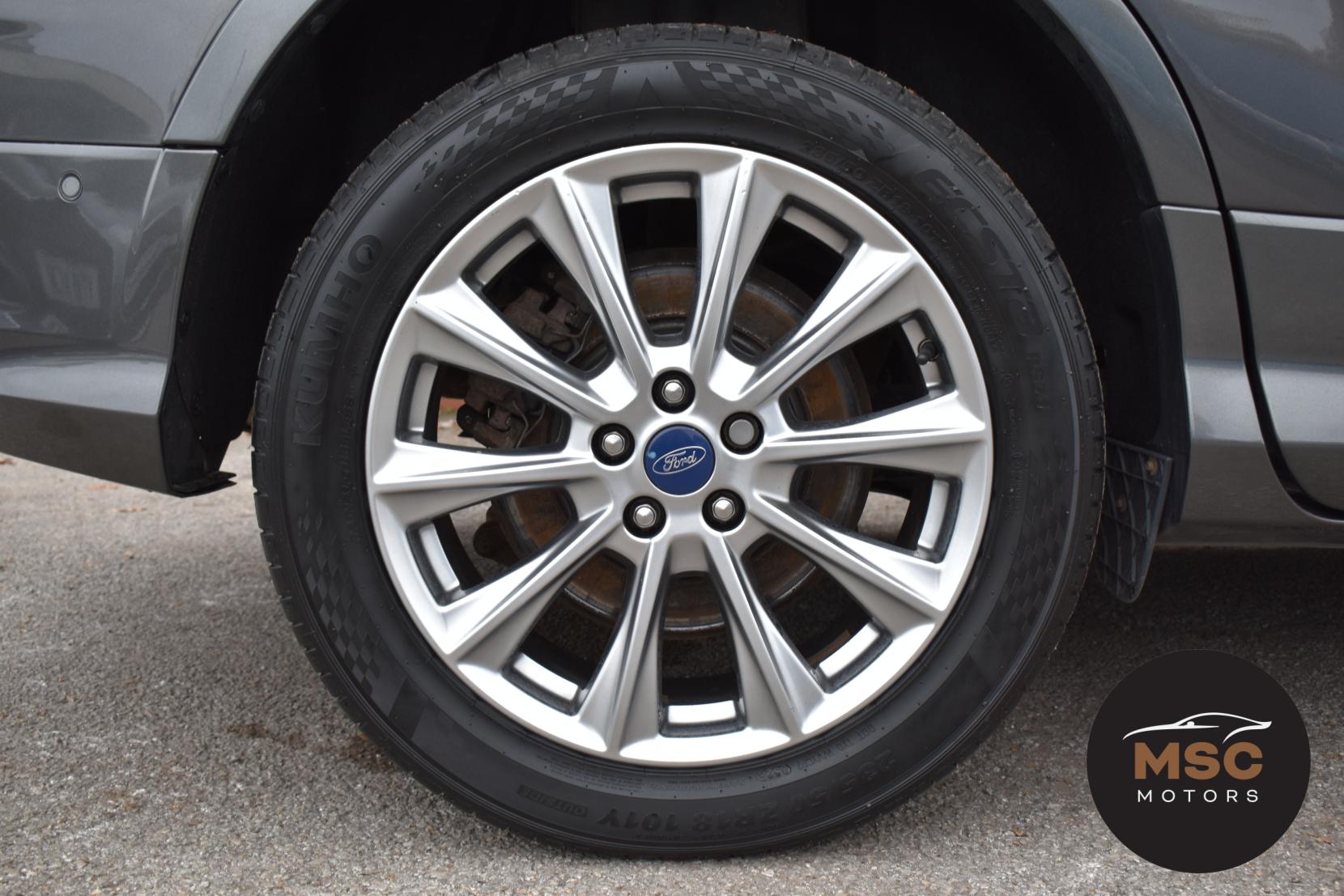 Ford Kuga 2.0 TDCi EcoBlue Vignale SUV 5dr Diesel Powershift AWD Euro 6 (s/s) (180 ps)