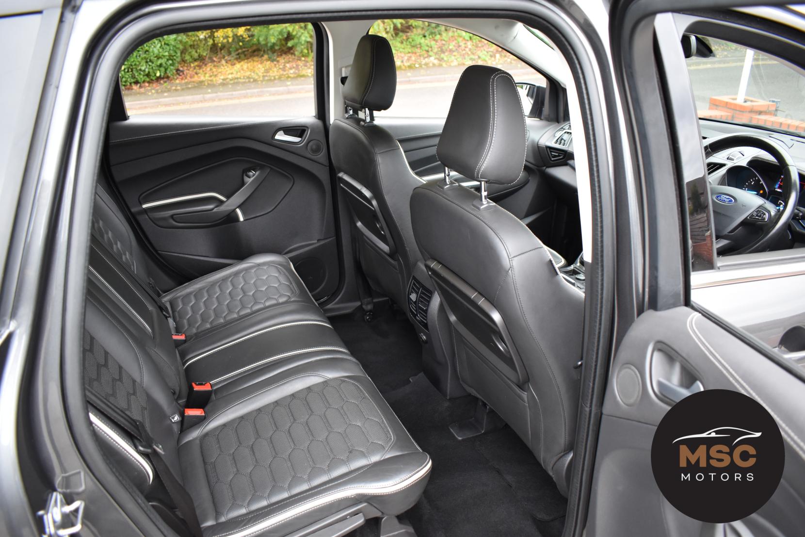 Ford Kuga 2.0 TDCi EcoBlue Vignale SUV 5dr Diesel Powershift AWD Euro 6 (s/s) (180 ps)