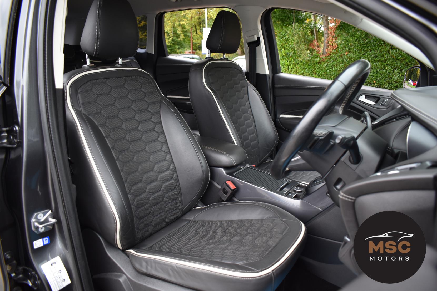 Ford Kuga 2.0 TDCi EcoBlue Vignale SUV 5dr Diesel Powershift AWD Euro 6 (s/s) (180 ps)