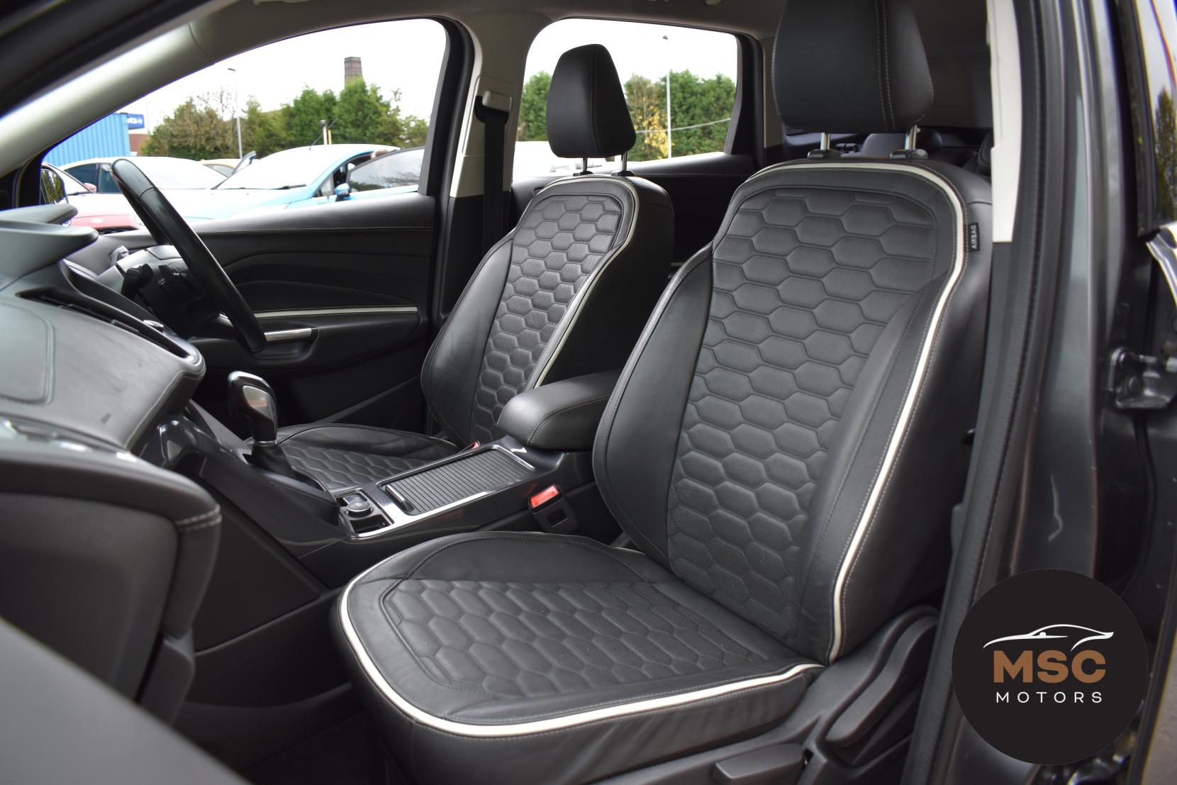 Ford Kuga 2.0 TDCi EcoBlue Vignale SUV 5dr Diesel Powershift AWD Euro 6 (s/s) (180 ps)