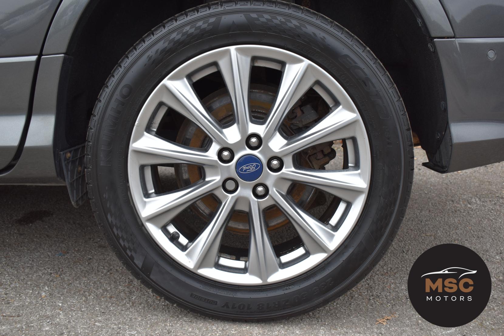 Ford Kuga 2.0 TDCi EcoBlue Vignale SUV 5dr Diesel Powershift AWD Euro 6 (s/s) (180 ps)