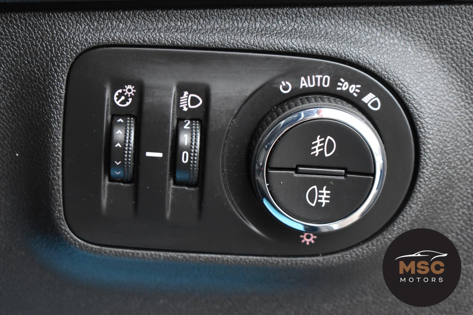 Vauxhall Corsa 1.4i ecoFLEX SRi VX Line Hatchback 3dr Petrol Manual Euro 6 (75 ps)