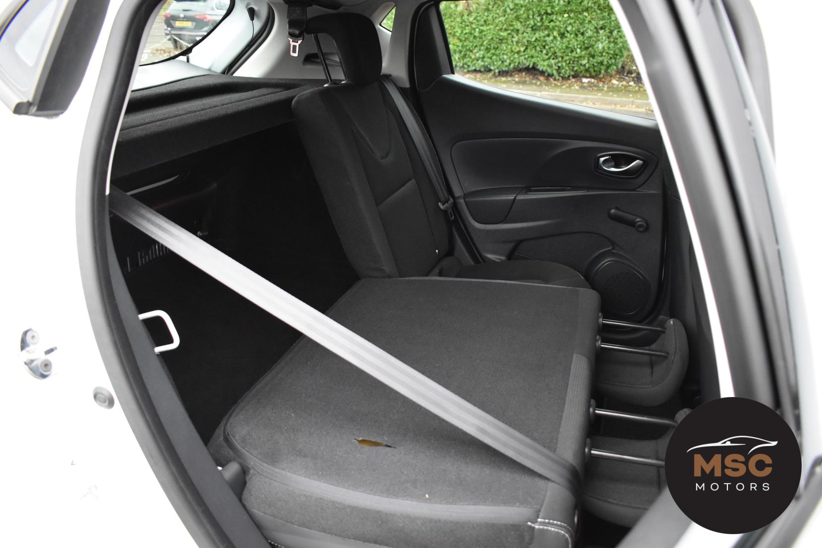 Renault Clio 1.2 16V Dynamique Nav Hatchback 5dr Petrol Manual Euro 6 (75 ps)