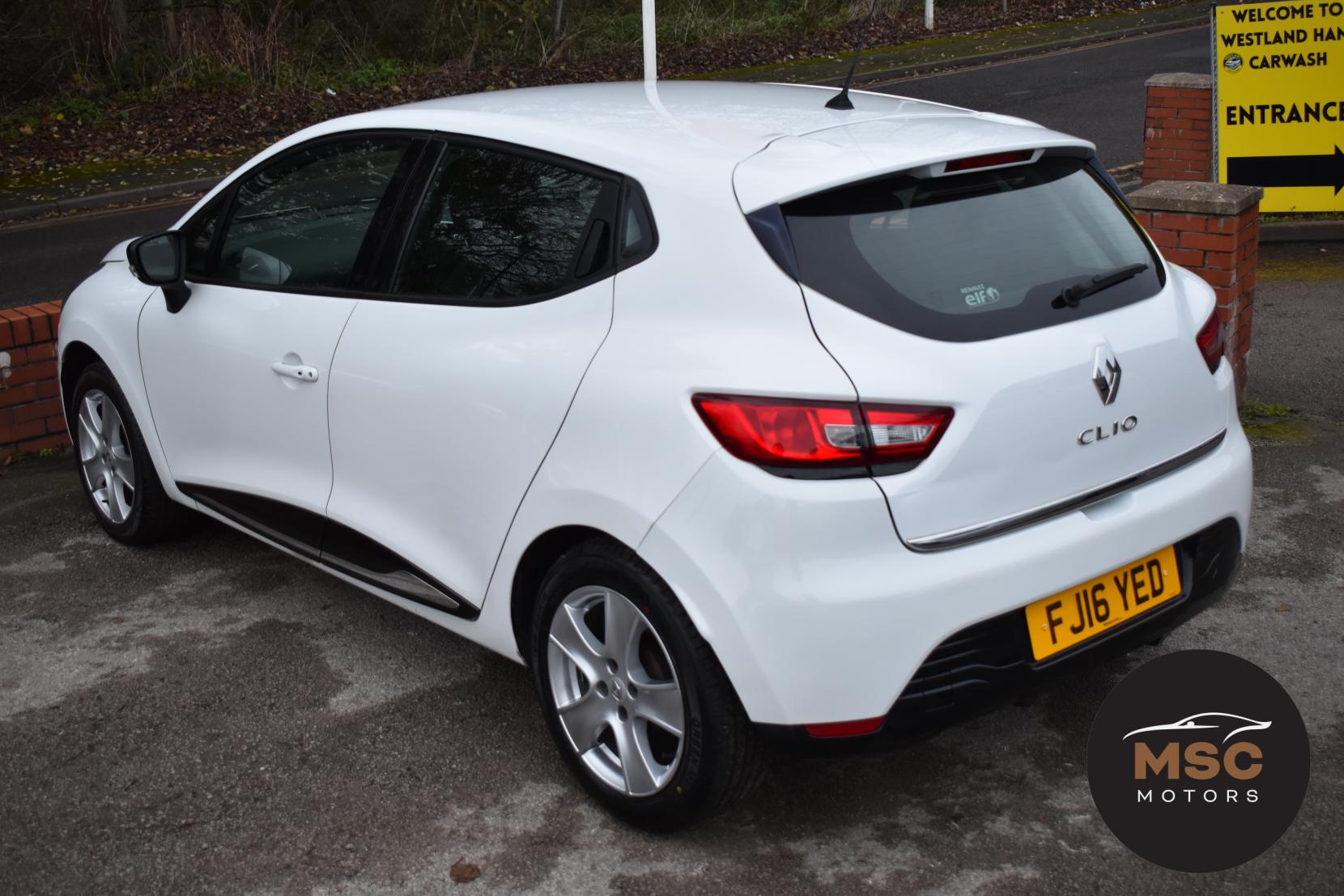 Renault Clio 1.2 16V Dynamique Nav Hatchback 5dr Petrol Manual Euro 6 (75 ps)