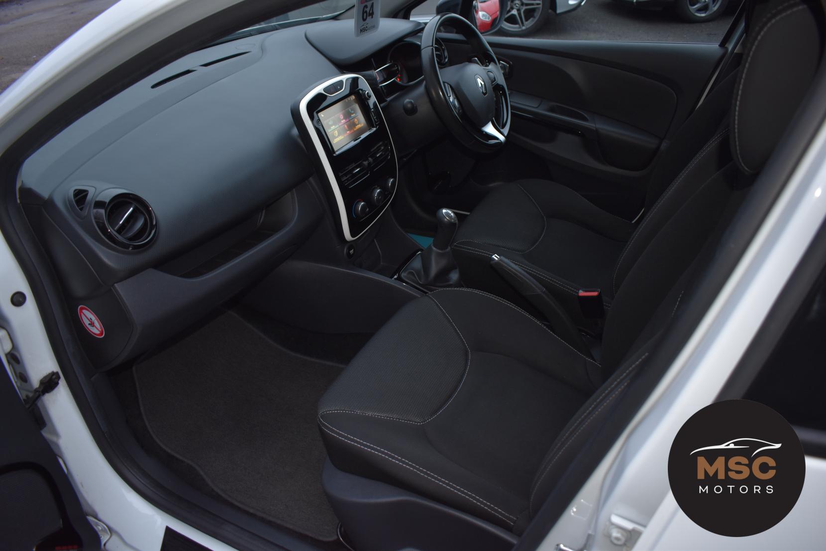 Renault Clio 1.2 16V Dynamique Nav Hatchback 5dr Petrol Manual Euro 6 (75 ps)