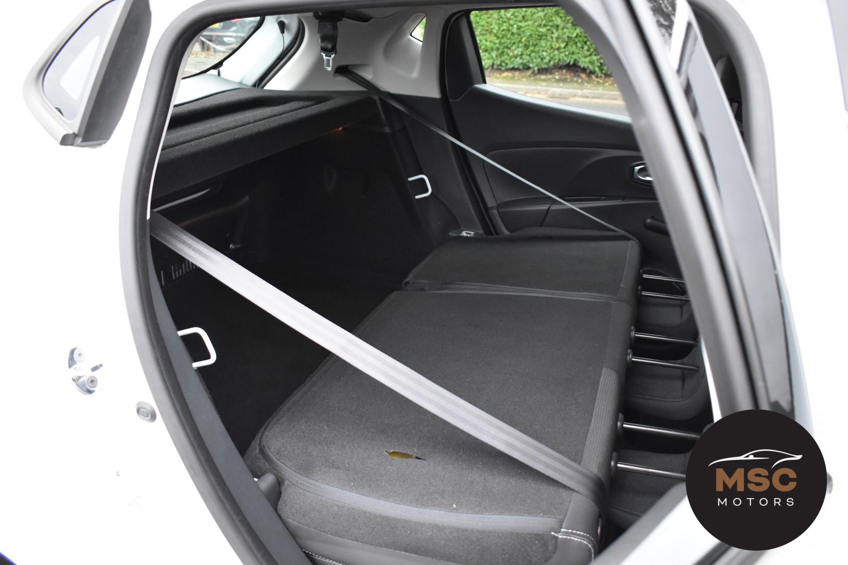 Renault Clio 1.2 16V Dynamique Nav Hatchback 5dr Petrol Manual Euro 6 (75 ps)