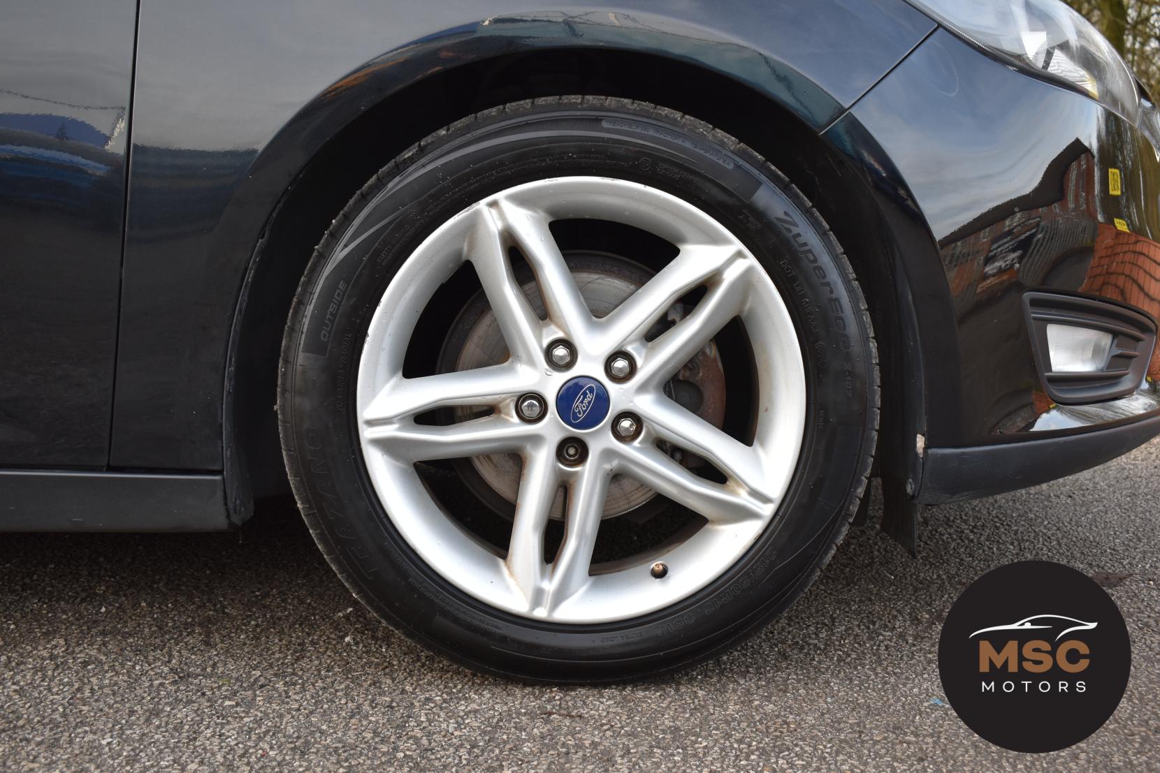 Ford Focus 1.0T EcoBoost Zetec Hatchback 5dr Petrol Manual Euro 6 (s/s) (100 ps)