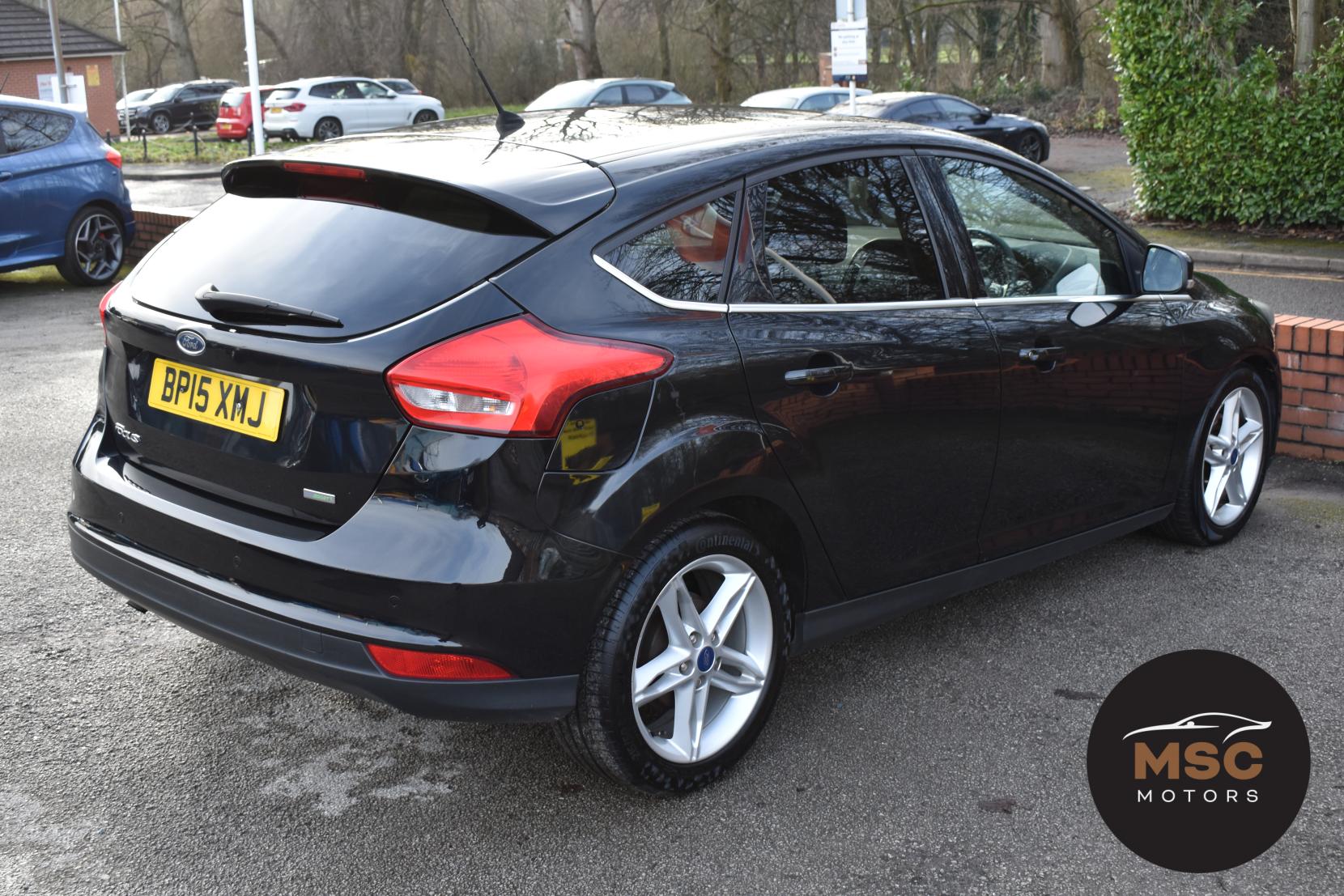 Ford Focus 1.0T EcoBoost Zetec Hatchback 5dr Petrol Manual Euro 6 (s/s) (100 ps)