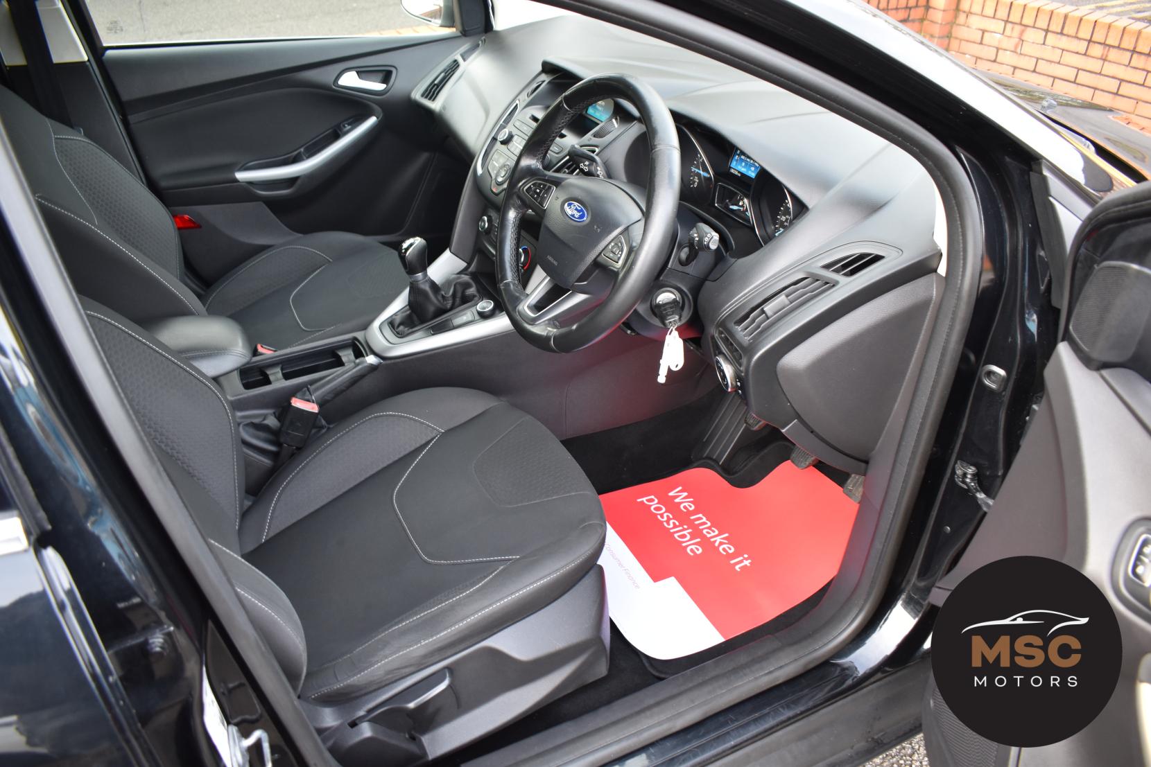 Ford Focus 1.0T EcoBoost Zetec Hatchback 5dr Petrol Manual Euro 6 (s/s) (100 ps)