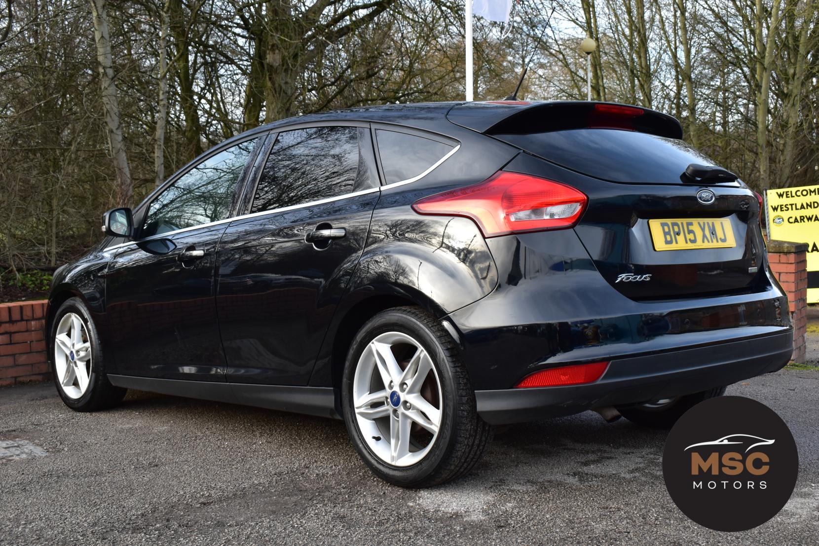 Ford Focus 1.0T EcoBoost Zetec Hatchback 5dr Petrol Manual Euro 6 (s/s) (100 ps)