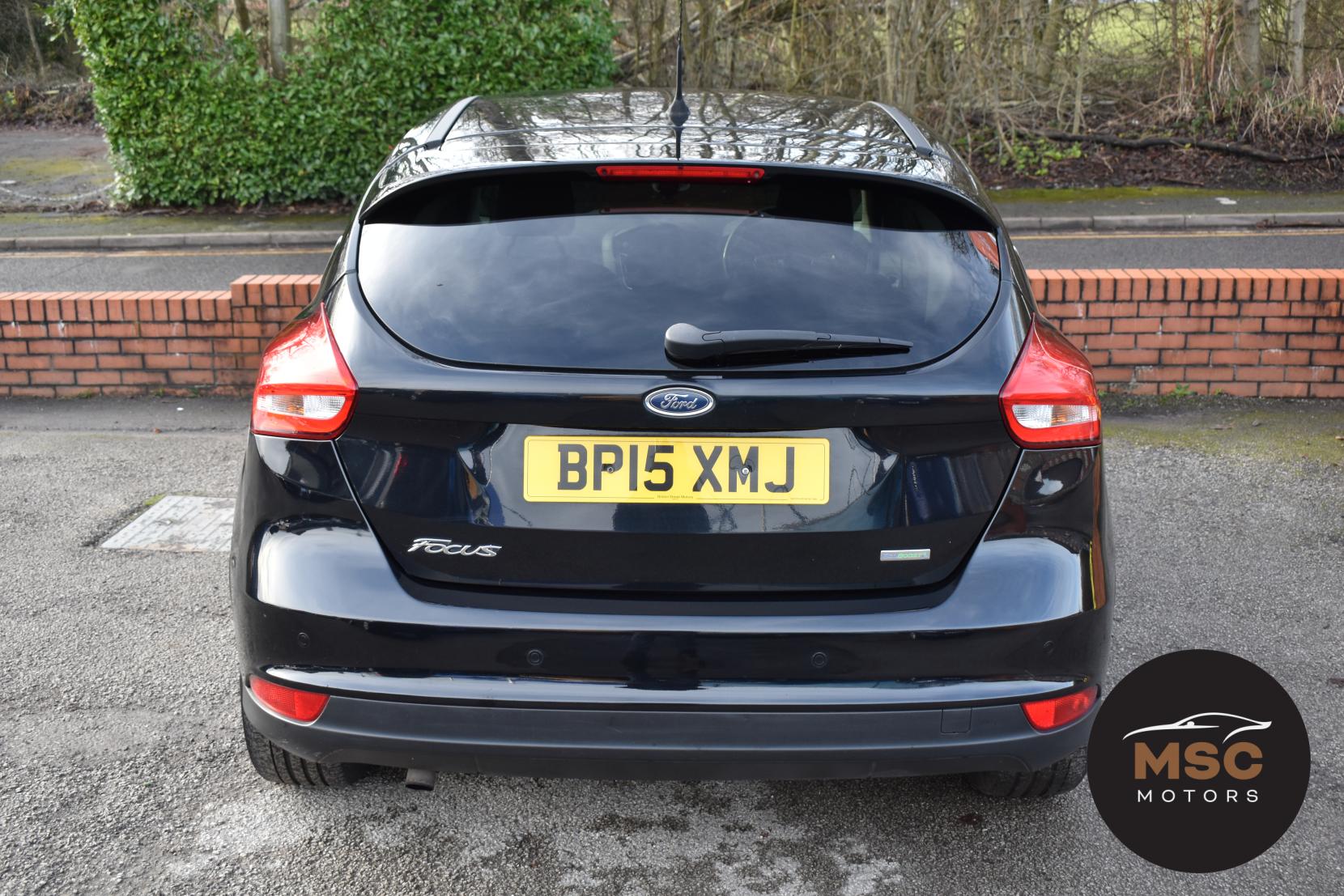 Ford Focus 1.0T EcoBoost Zetec Hatchback 5dr Petrol Manual Euro 6 (s/s) (100 ps)