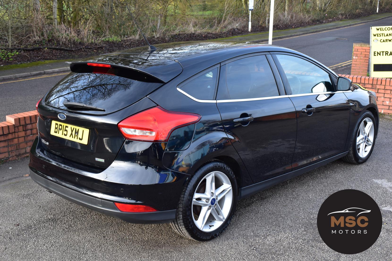 Ford Focus 1.0T EcoBoost Zetec Hatchback 5dr Petrol Manual Euro 6 (s/s) (100 ps)