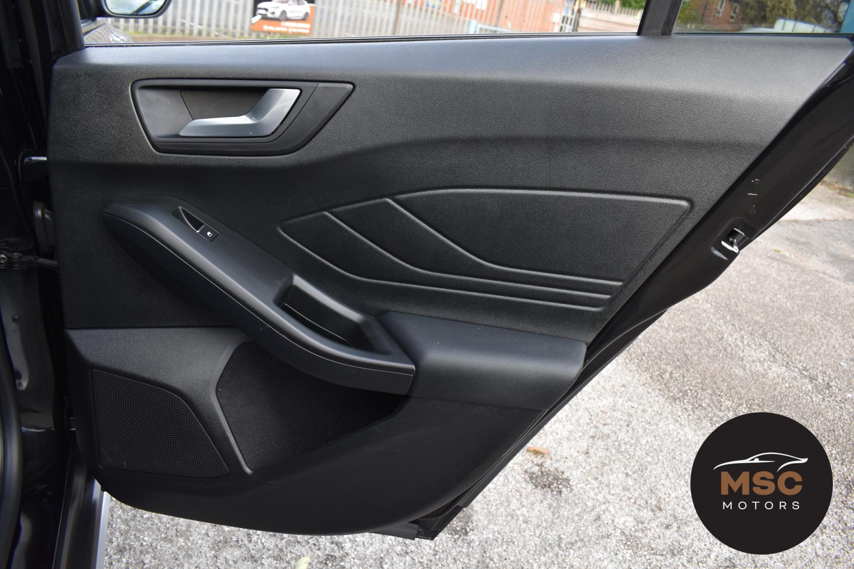 Ford Focus 1.0T EcoBoost Active X Estate 5dr Petrol Auto Euro 6 (s/s) (125 ps)