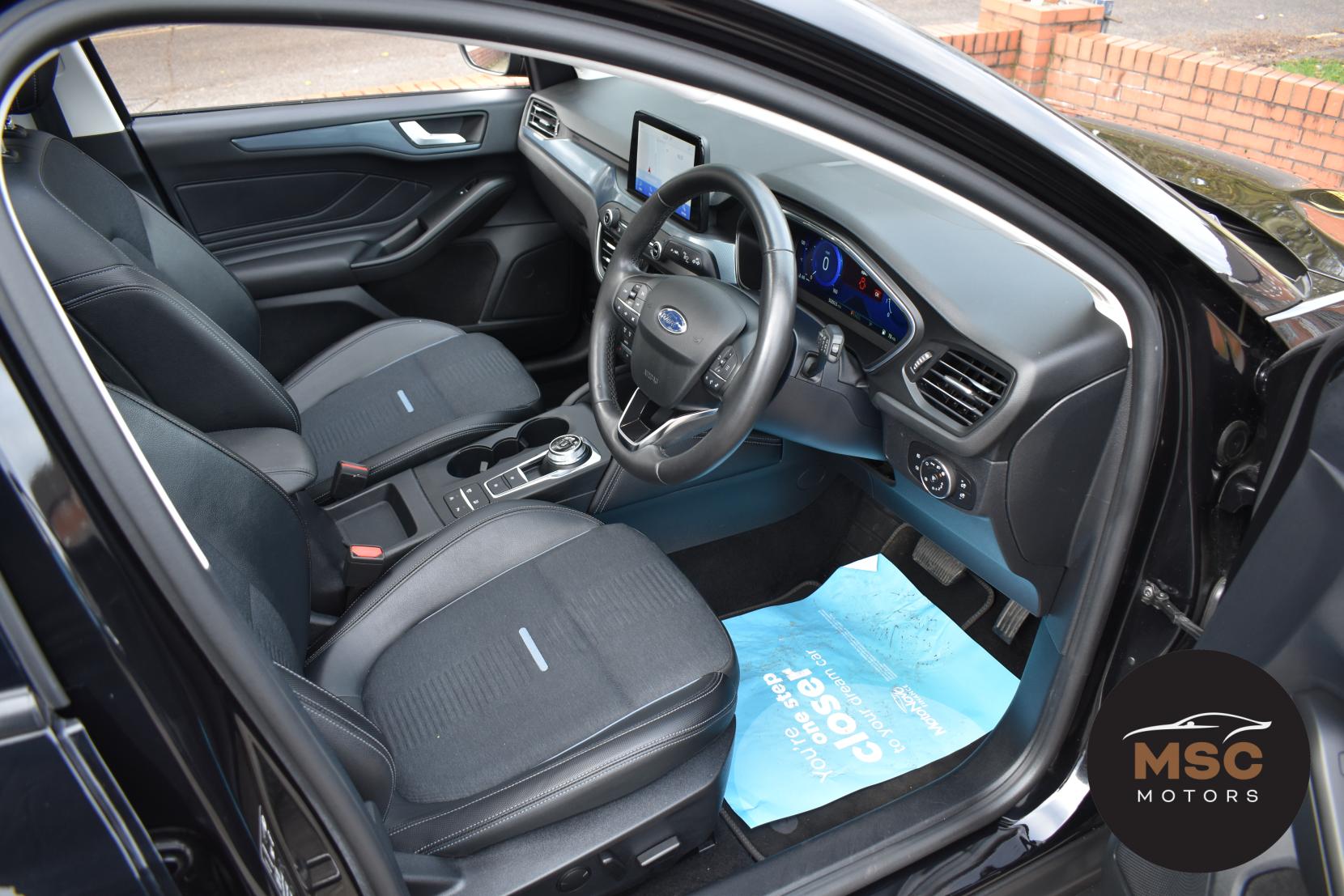 Ford Focus 1.0T EcoBoost Active X Estate 5dr Petrol Auto Euro 6 (s/s) (125 ps)