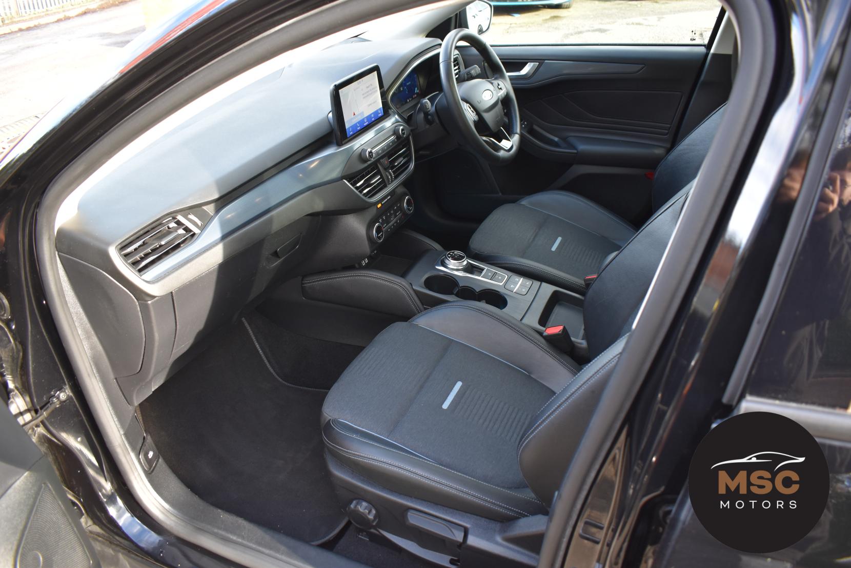 Ford Focus 1.0T EcoBoost Active X Estate 5dr Petrol Auto Euro 6 (s/s) (125 ps)