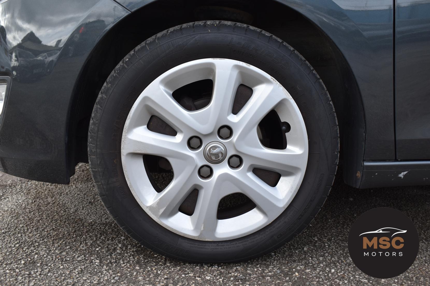 Vauxhall Viva 1.0i SE Hatchback 5dr Petrol Manual Euro 6 (75 ps)