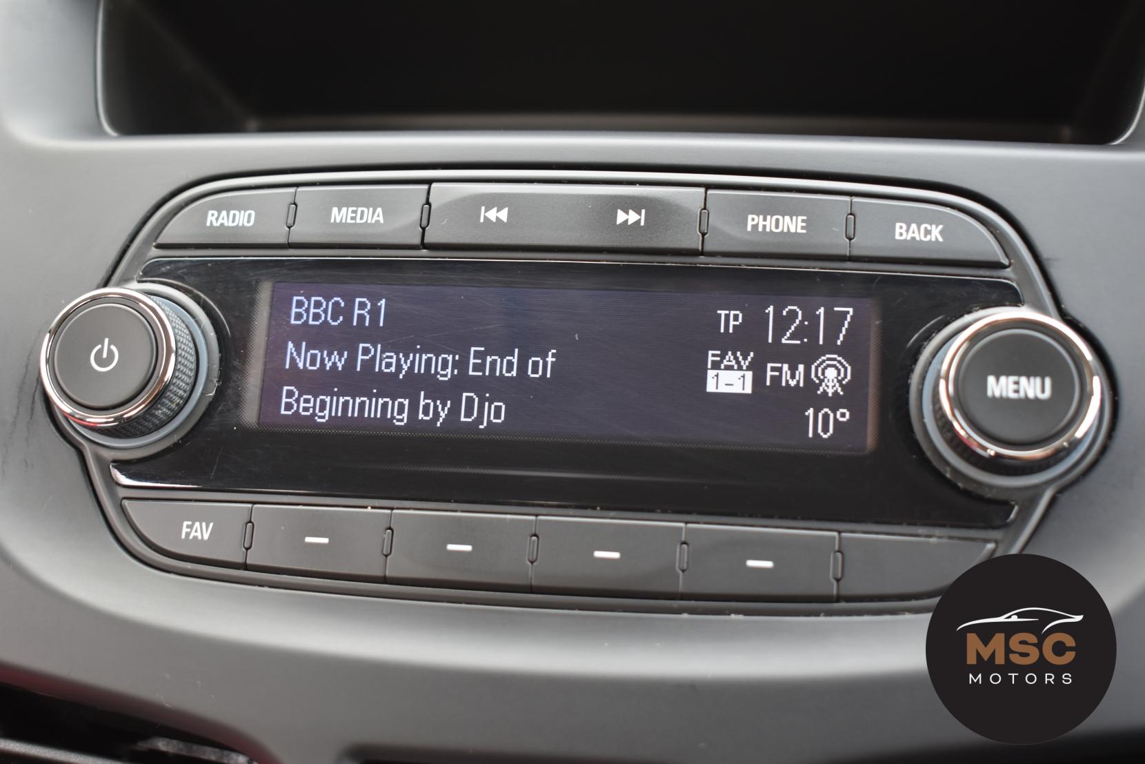 Vauxhall Viva 1.0i SE Hatchback 5dr Petrol Manual Euro 6 (75 ps)