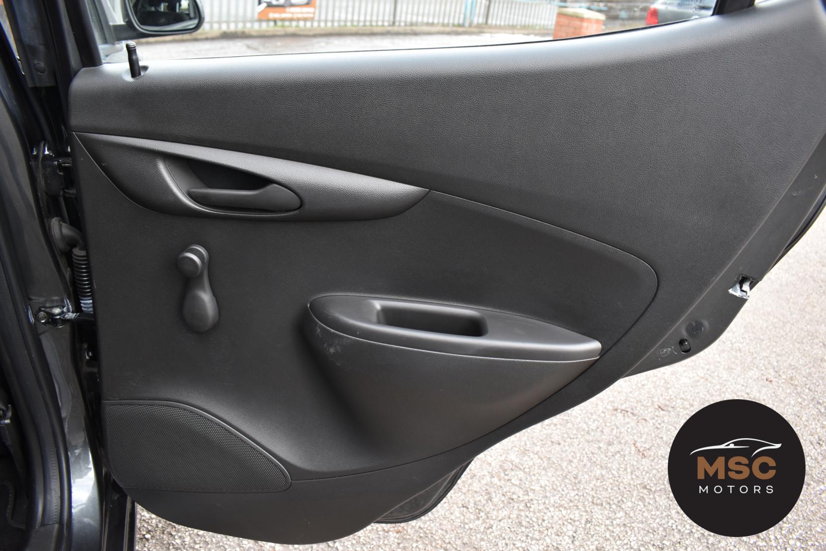 Vauxhall Viva 1.0i SE Hatchback 5dr Petrol Manual Euro 6 (75 ps)