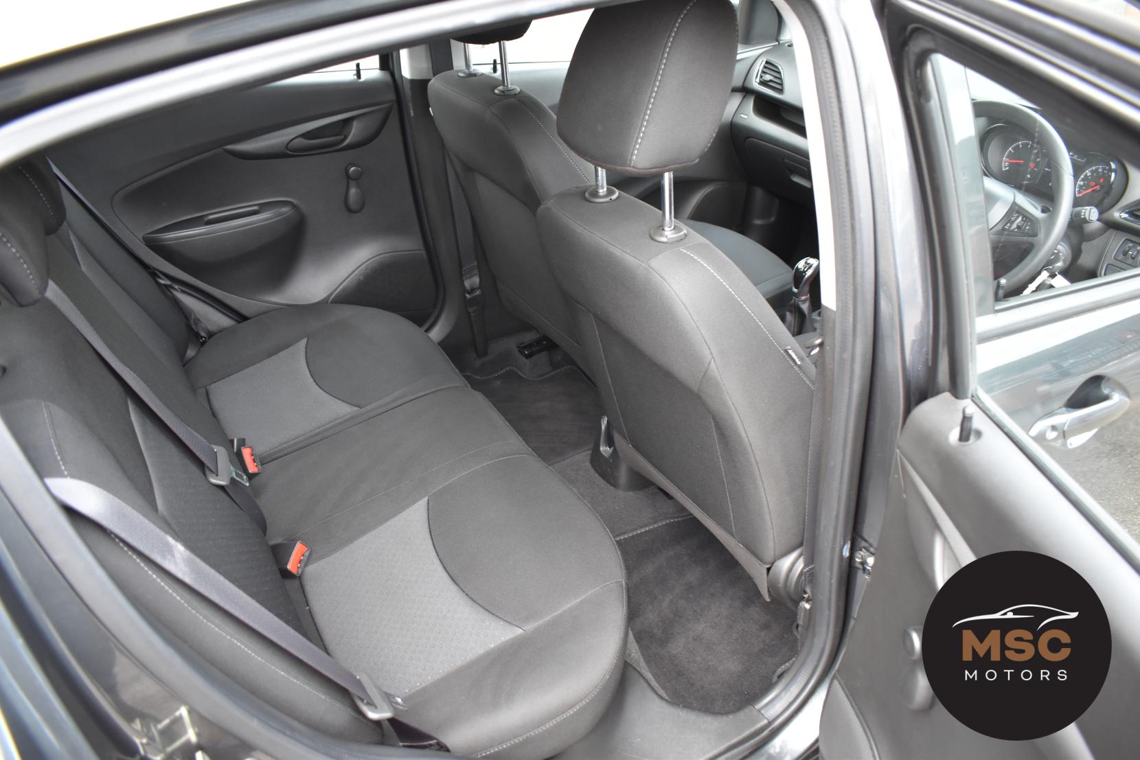 Vauxhall Viva 1.0i SE Hatchback 5dr Petrol Manual Euro 6 (75 ps)