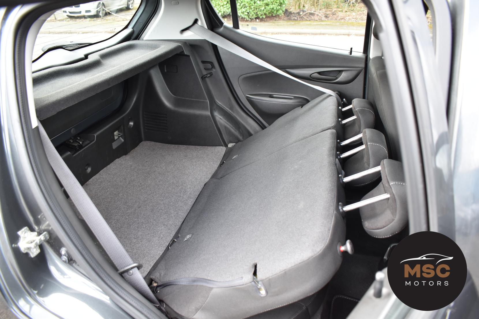 Vauxhall Viva 1.0i SE Hatchback 5dr Petrol Manual Euro 6 (75 ps)