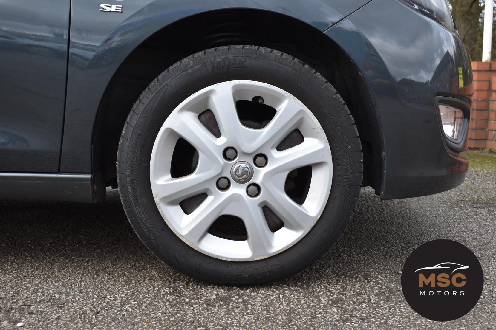 Vauxhall Viva 1.0i SE Hatchback 5dr Petrol Manual Euro 6 (75 ps)