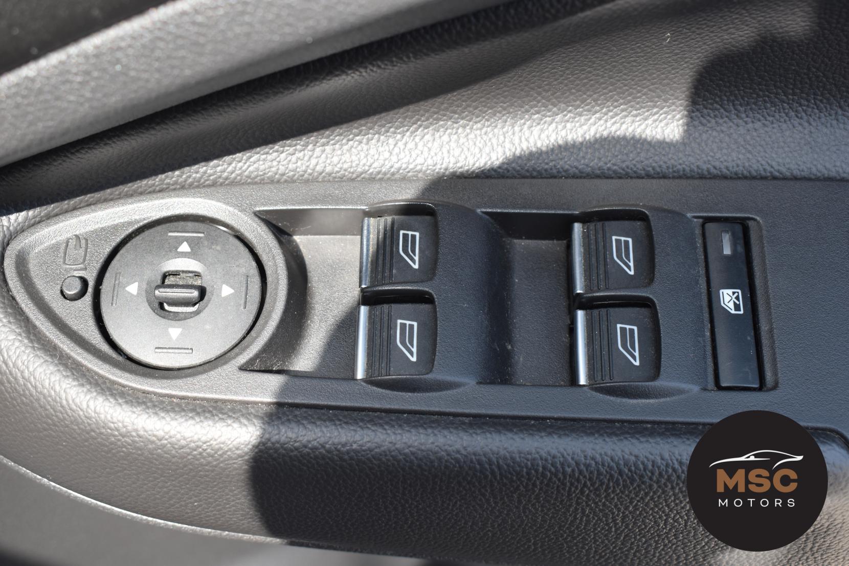 Ford Kuga 1.5 TDCi ST-Line SUV 5dr Diesel Manual Euro 6 (s/s) (120 ps)