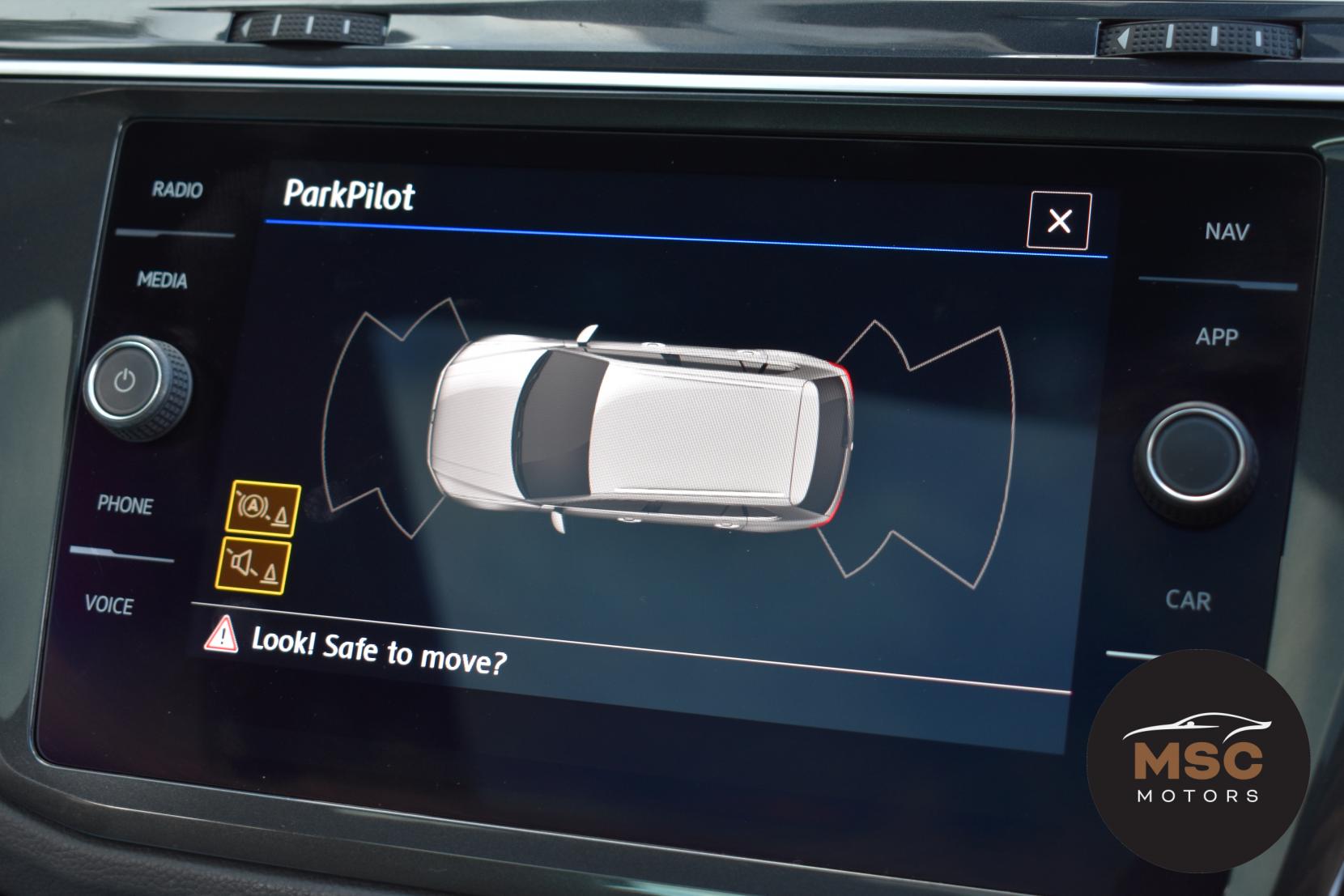 Volkswagen Tiguan 2.0 TDI R-Line SUV 5dr Diesel DSG 4Motion Euro 6 (s/s) (150 ps)