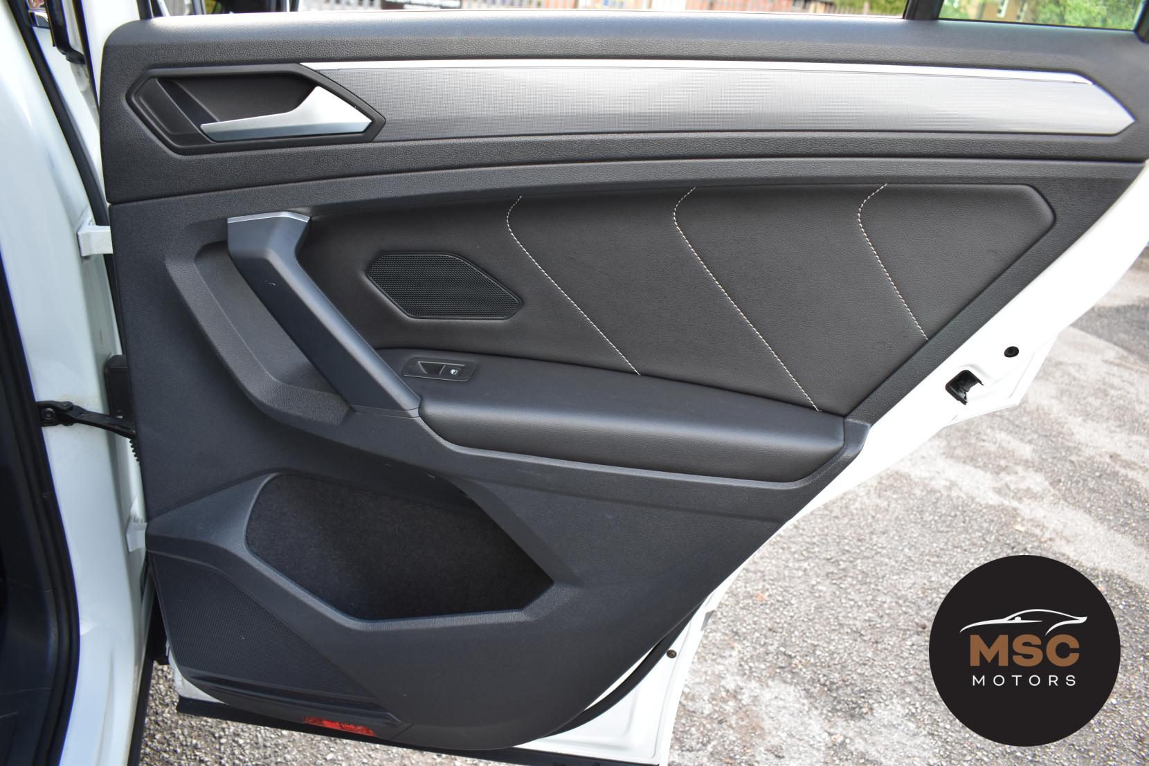 Volkswagen Tiguan 2.0 TDI R-Line SUV 5dr Diesel DSG 4Motion Euro 6 (s/s) (150 ps)