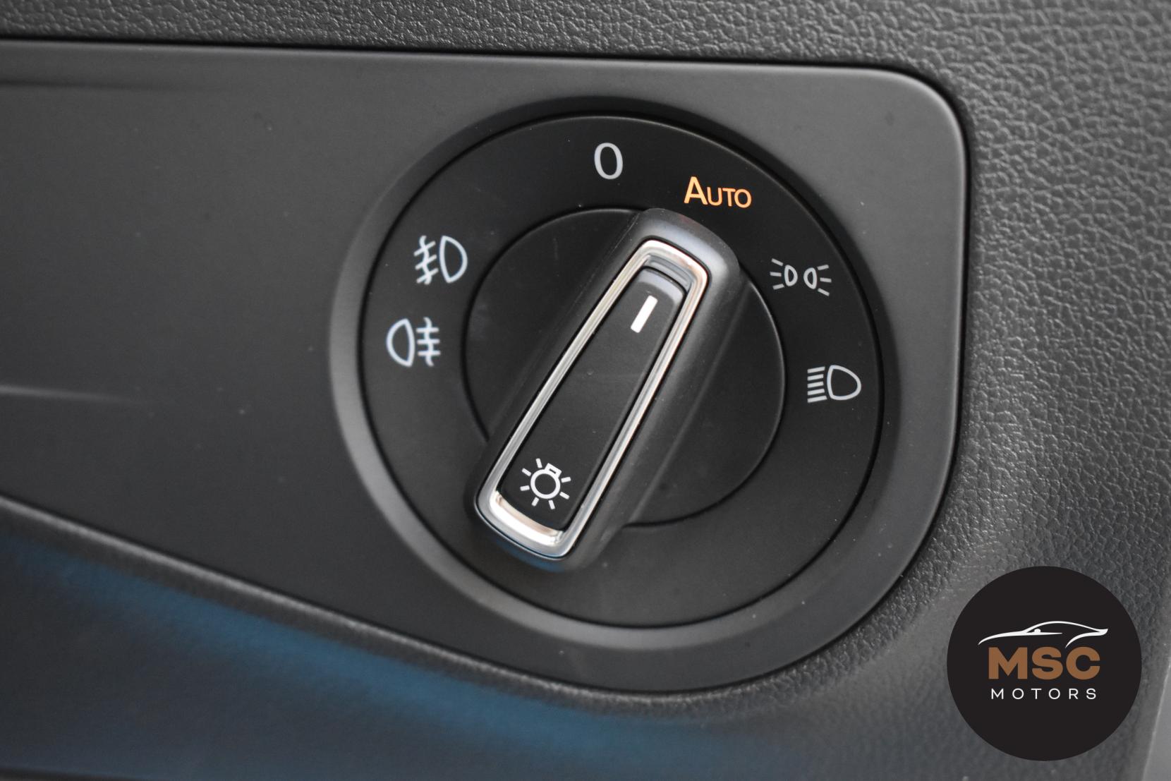 Volkswagen Tiguan 2.0 TDI R-Line SUV 5dr Diesel DSG 4Motion Euro 6 (s/s) (150 ps)