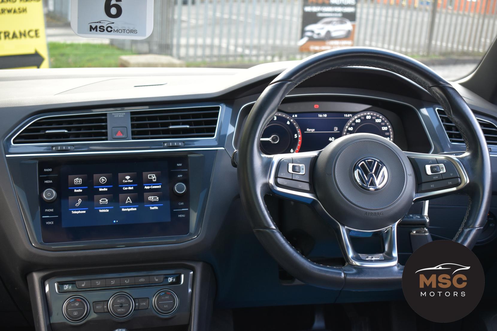 Volkswagen Tiguan 2.0 TDI R-Line SUV 5dr Diesel DSG 4Motion Euro 6 (s/s) (150 ps)