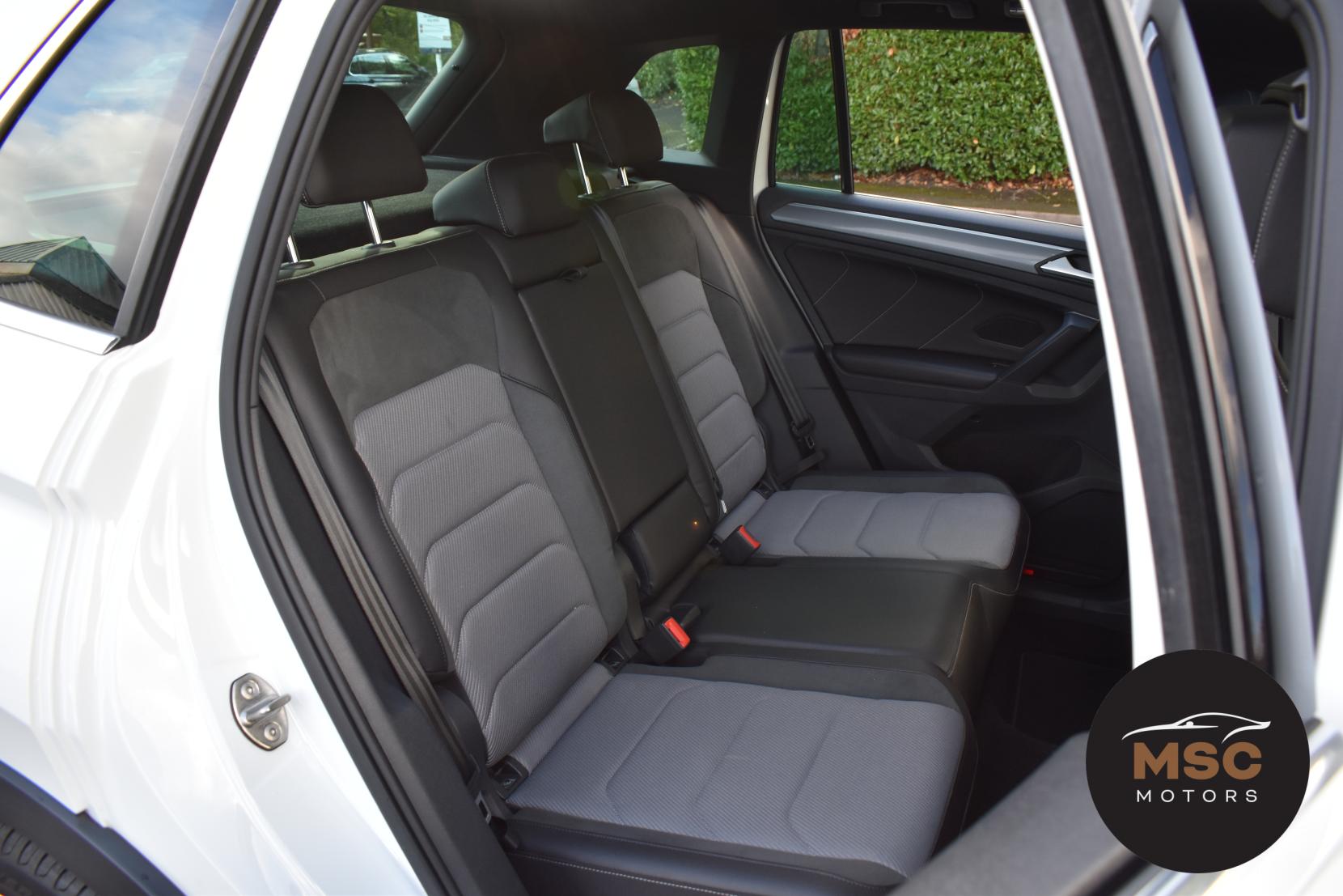 Volkswagen Tiguan 2.0 TDI R-Line SUV 5dr Diesel DSG 4Motion Euro 6 (s/s) (150 ps)