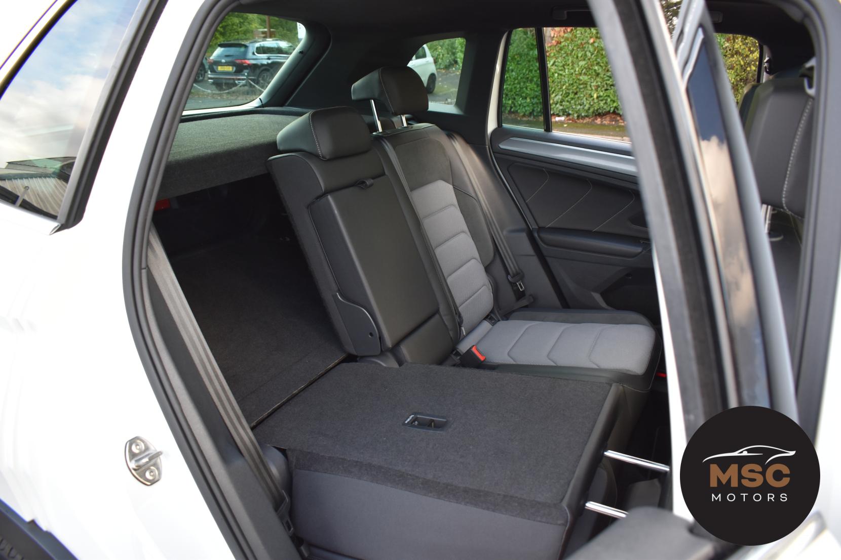 Volkswagen Tiguan 2.0 TDI R-Line SUV 5dr Diesel DSG 4Motion Euro 6 (s/s) (150 ps)