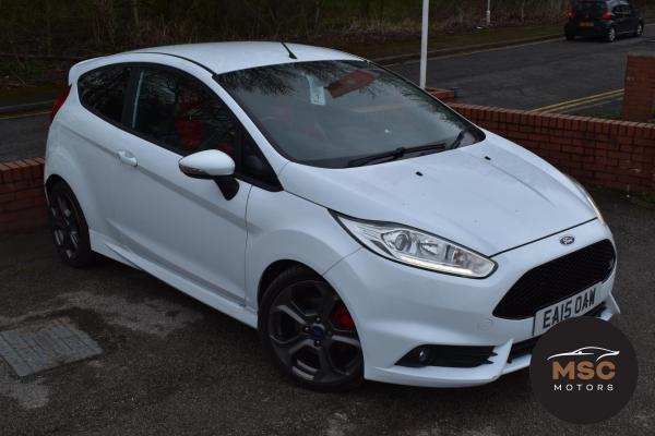 Ford Fiesta 1.6T EcoBoost ST-3 Hatchback 3dr Petrol Manual Euro 6 (182 ps)