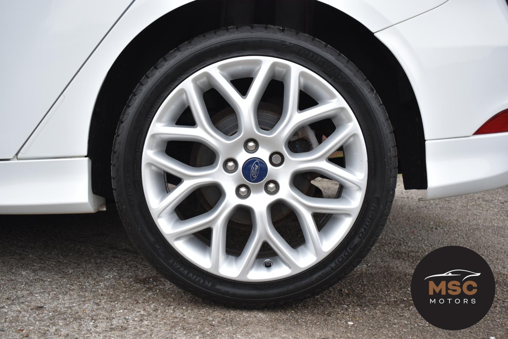 Ford Focus 1.0T EcoBoost ST-Line Hatchback 5dr Petrol Manual Euro 6 (s/s) (140 ps)