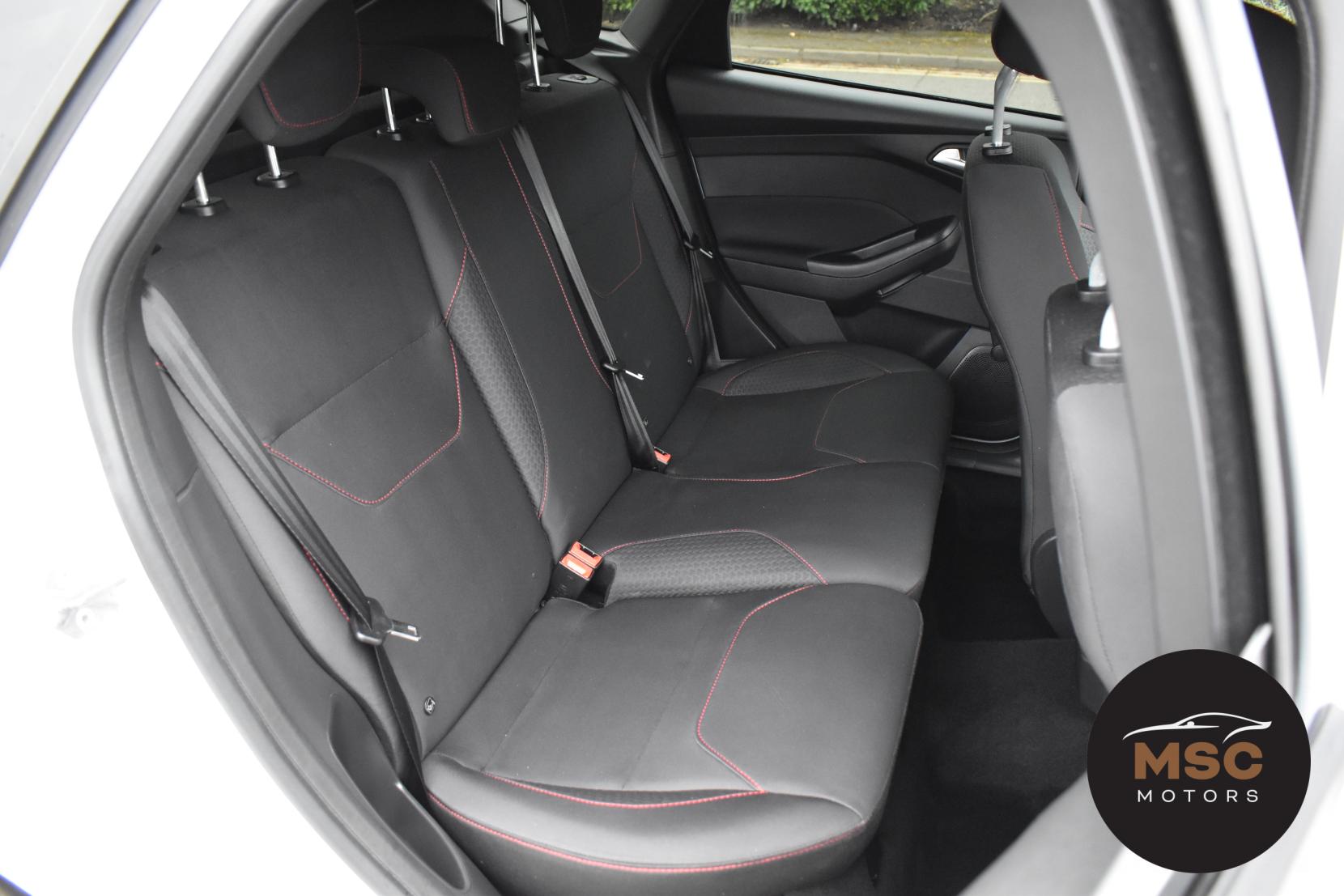 Ford Focus 1.0T EcoBoost ST-Line Hatchback 5dr Petrol Manual Euro 6 (s/s) (140 ps)